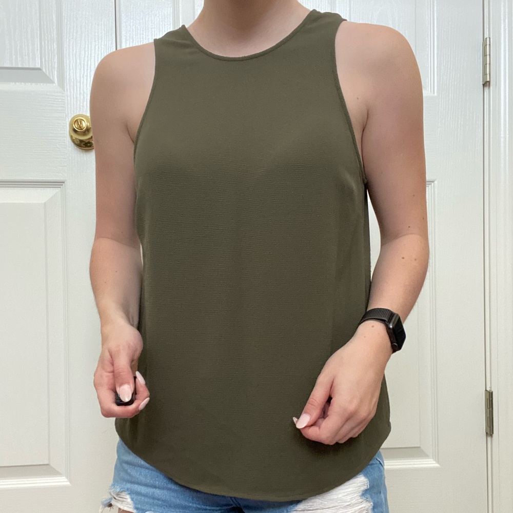 Chelsea 28 green tank top